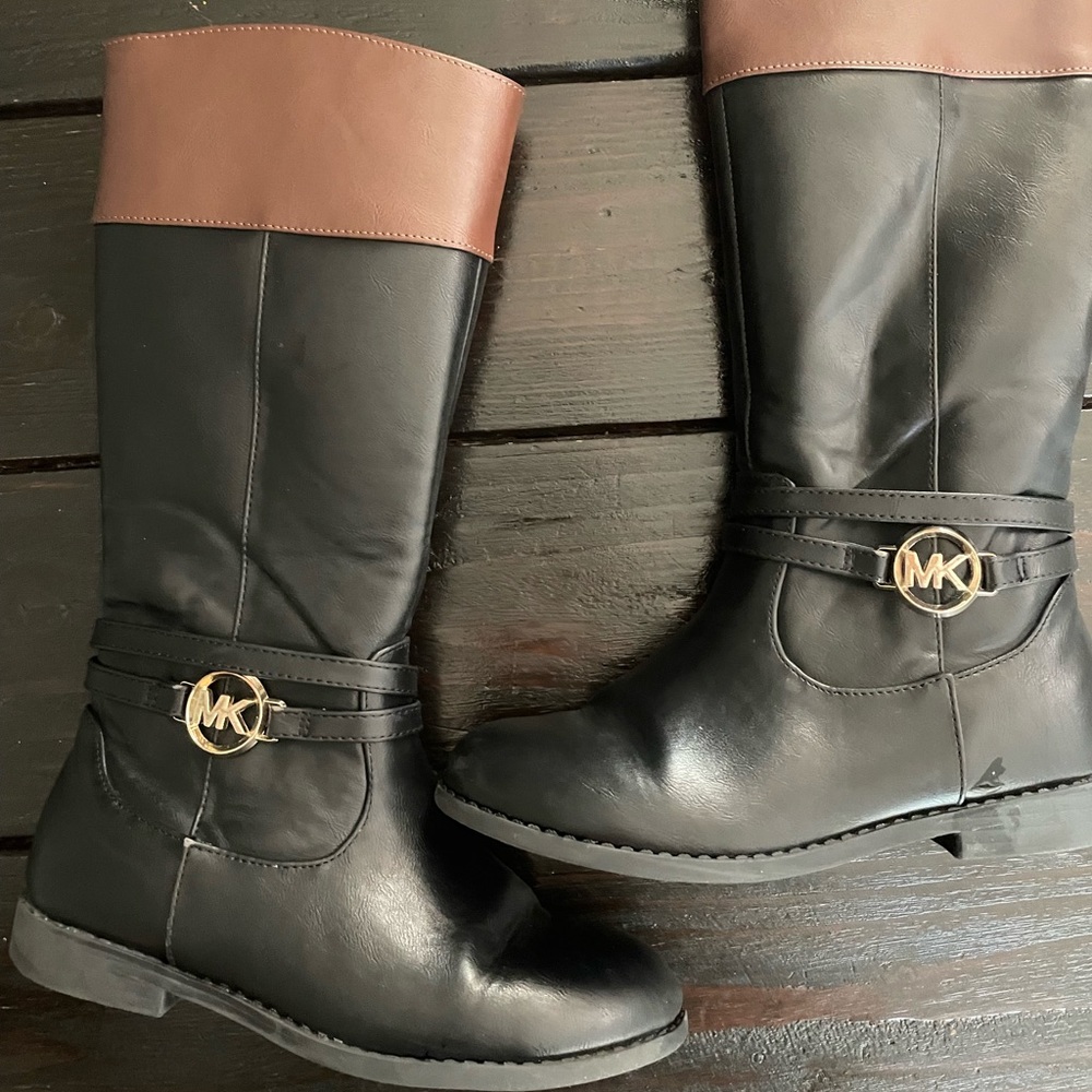 Michael Kors youth boots
